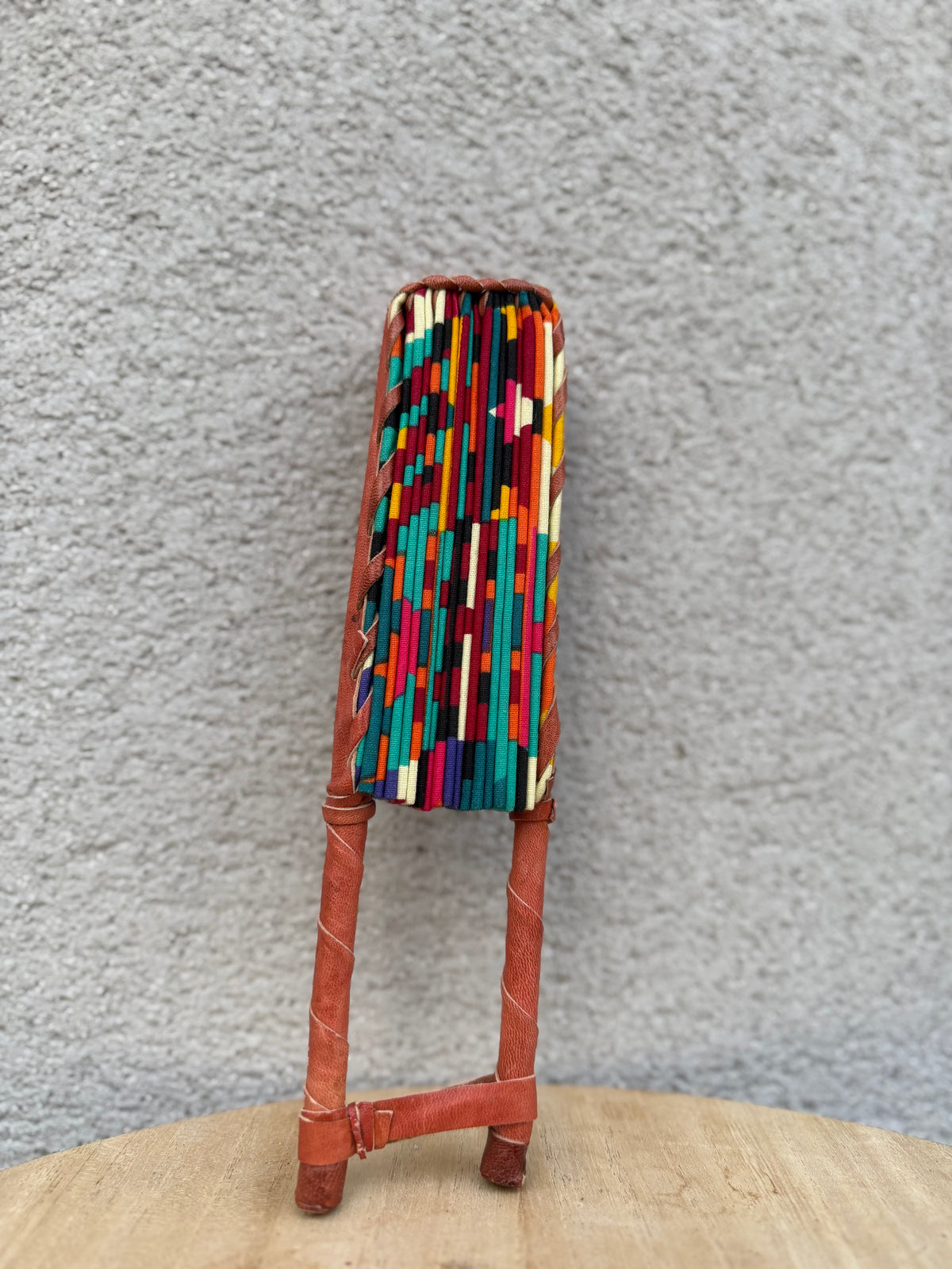 Éventail wax multicolore pliable – Motif géométrique