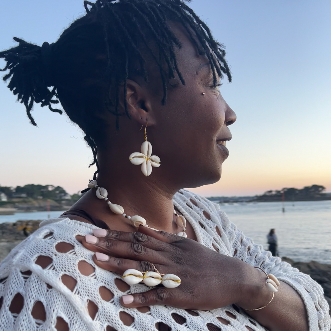 Bague longue trois cauris artisanale – Farafina