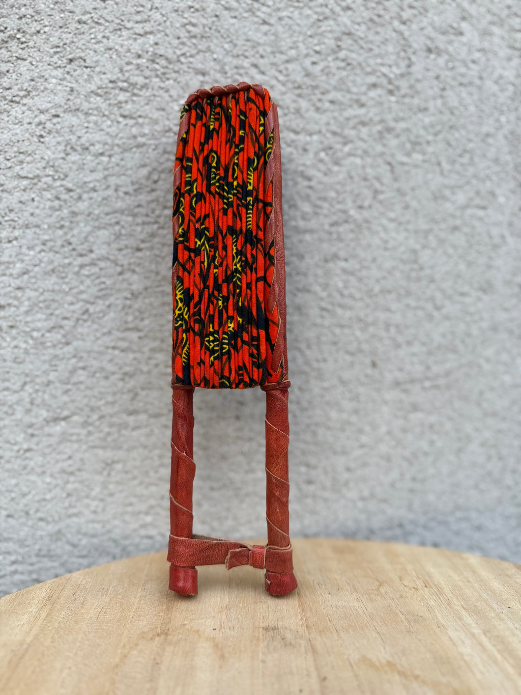 Éventail wax orange pliable – Motif floral