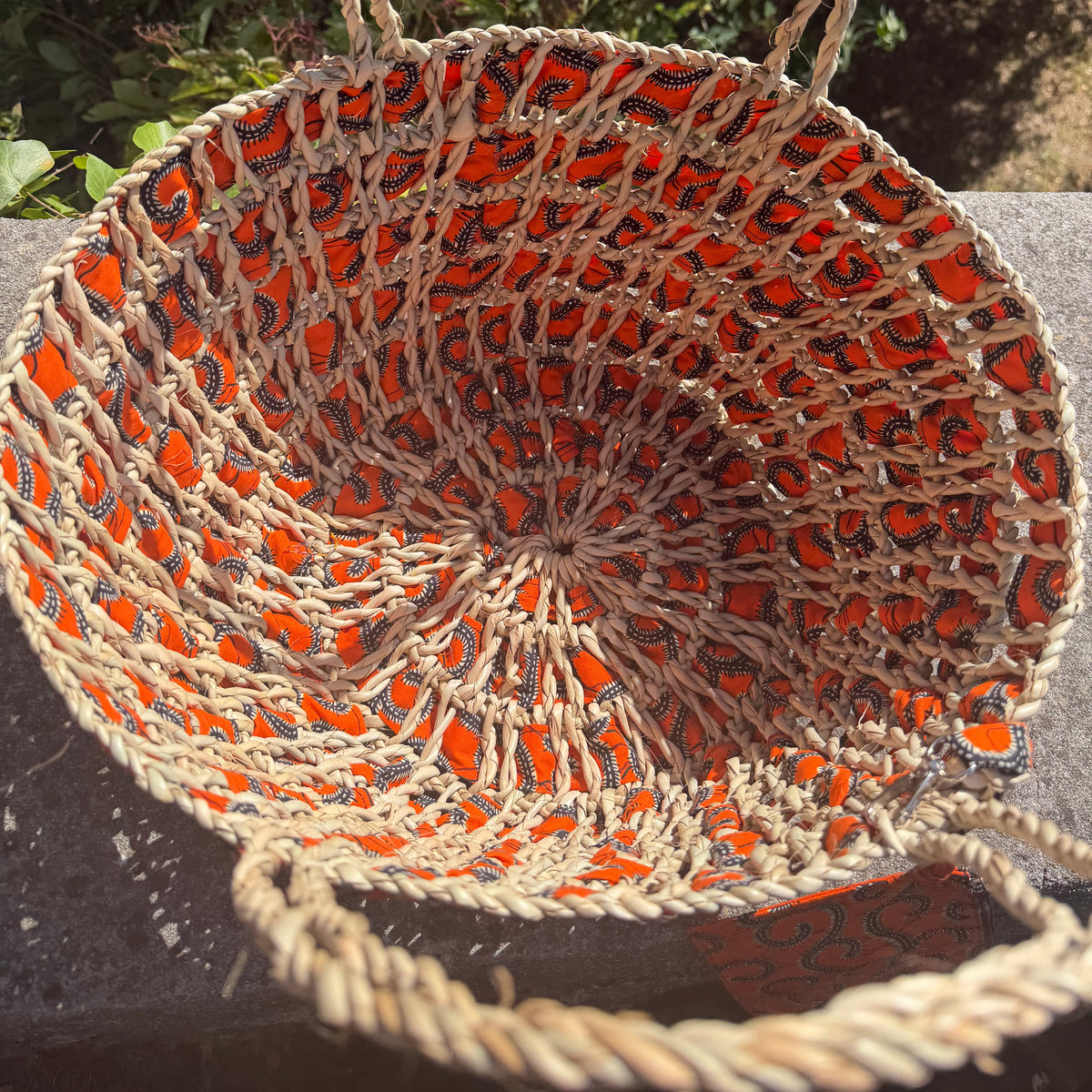 Panier tressé en wax orange