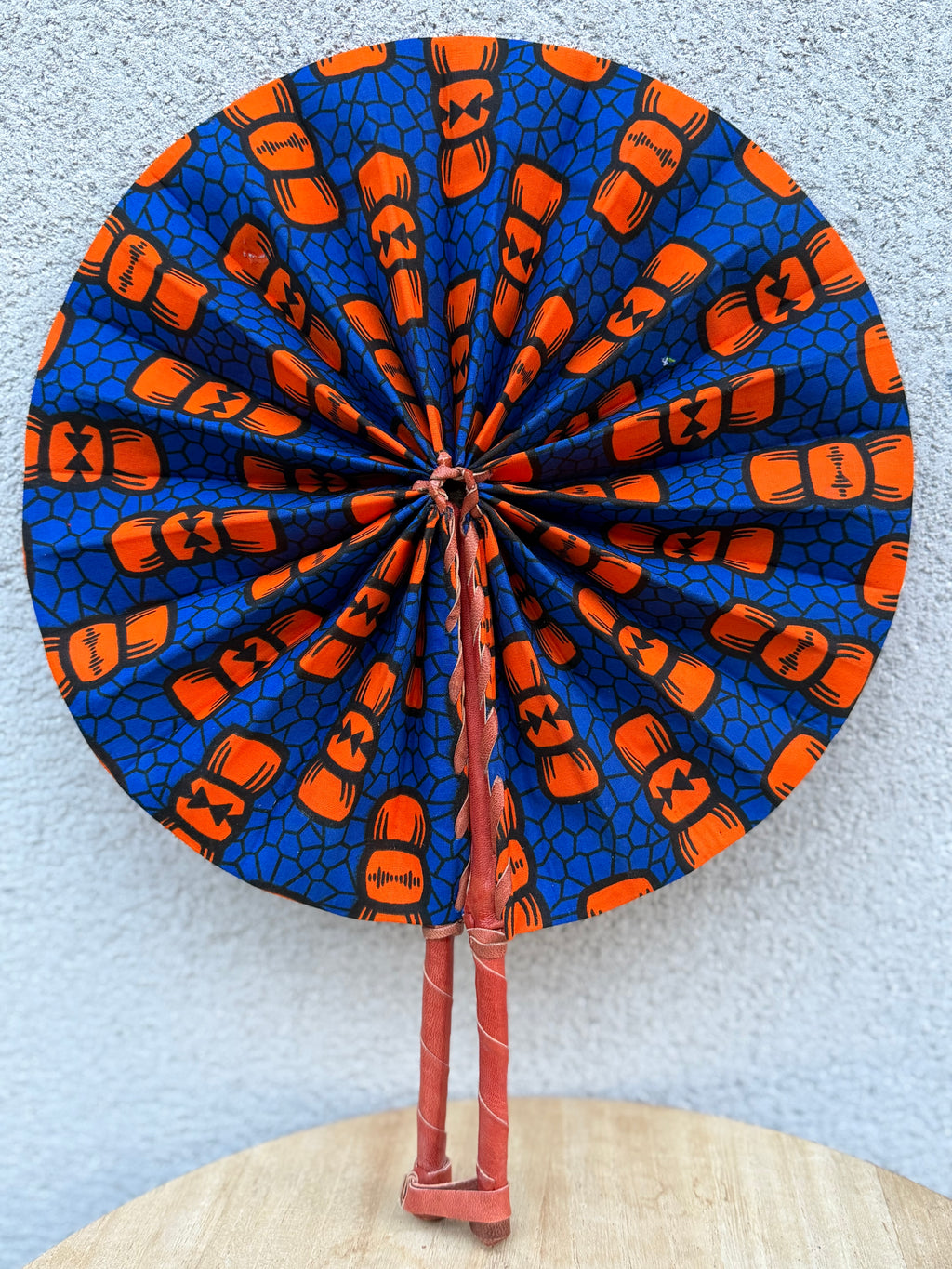 Éventail pliable wax bleu & orange – Graphique
