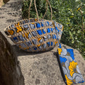 Panier tressé wax bleu & jaune