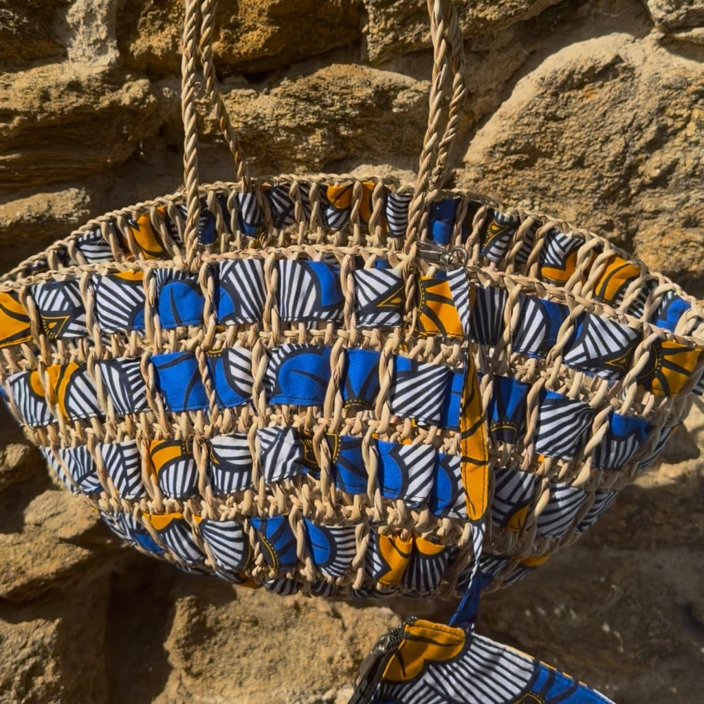 Panier tressé wax bleu & jaune